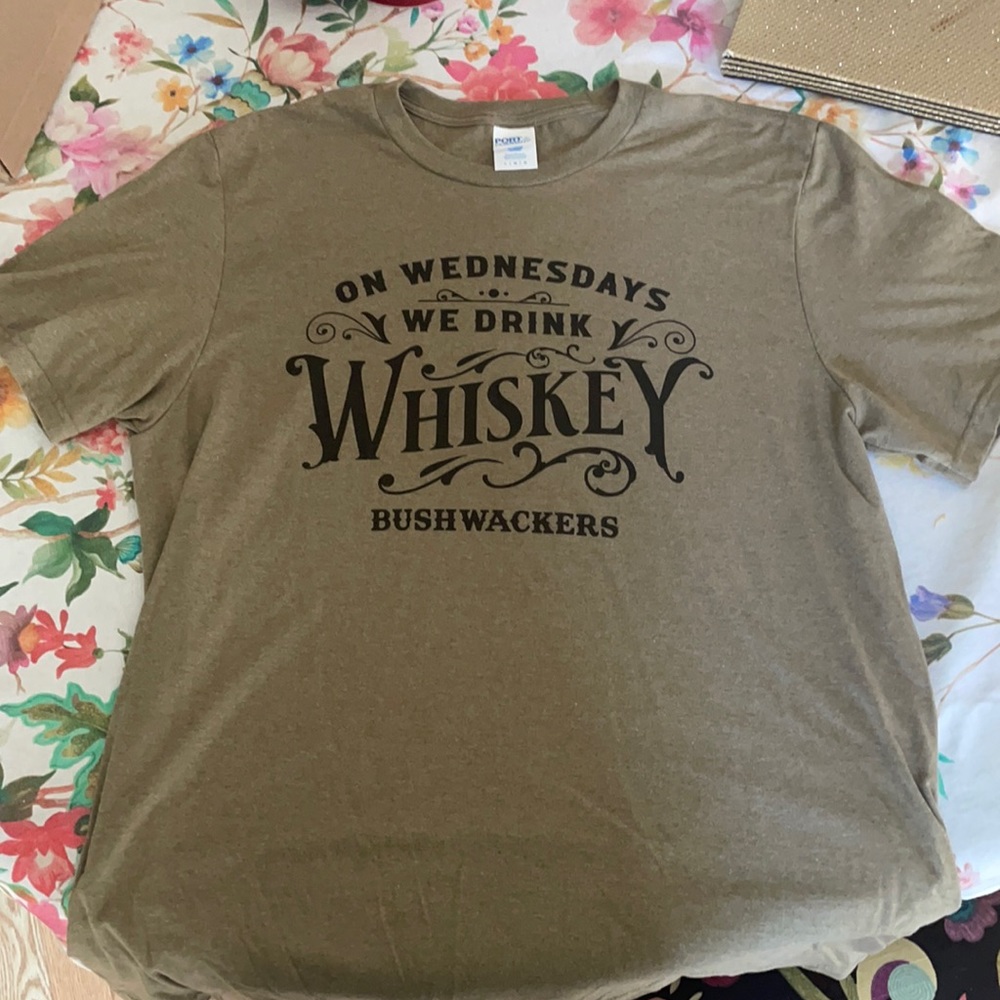 NEW Men’s Large Bushwackers Wed T-shirt. DJ Nick the Quick. Farm Focused. Army